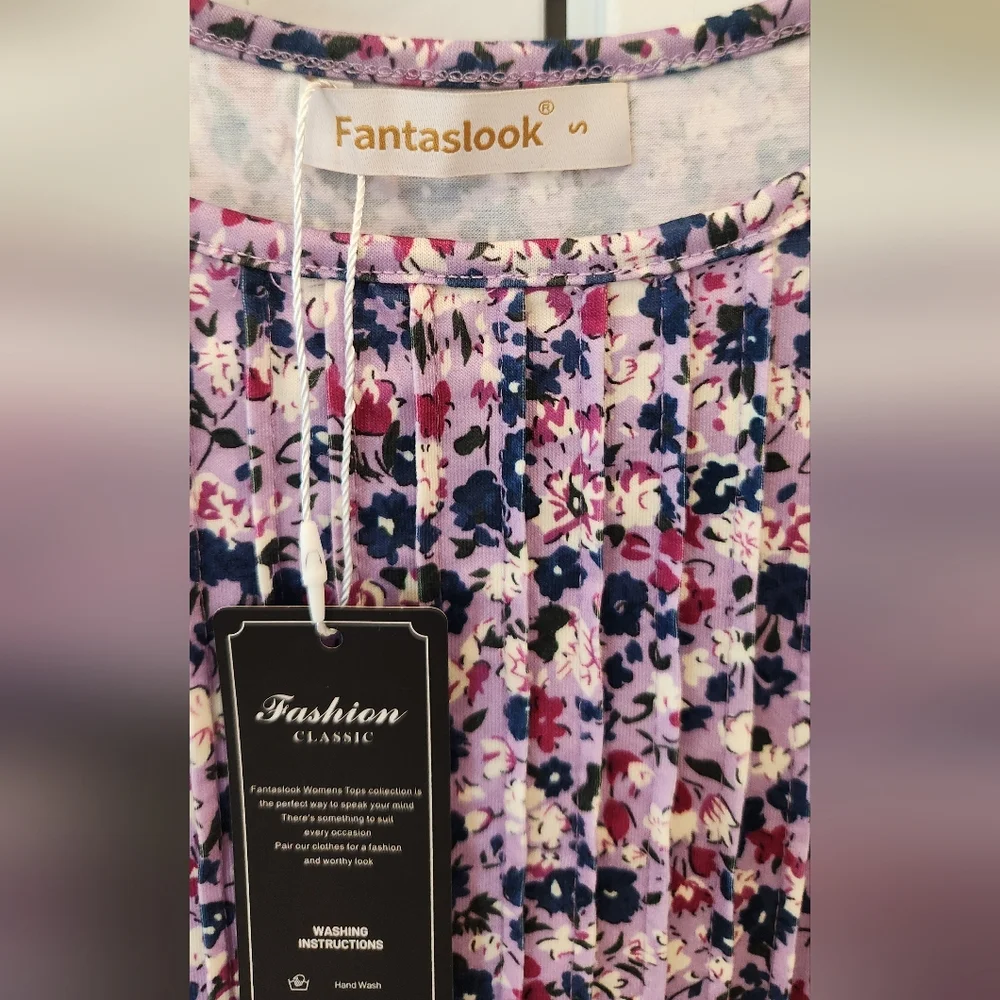 Fantastical Floral Short Sleeve Blouse in Lavender Mix - Picture 2 of 5